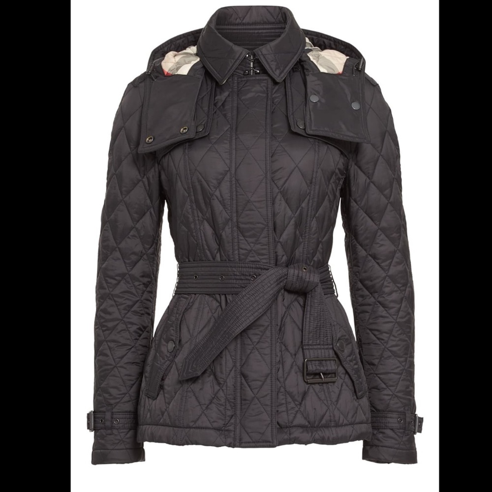 NWT Burberry short “Finsbridge” jacket